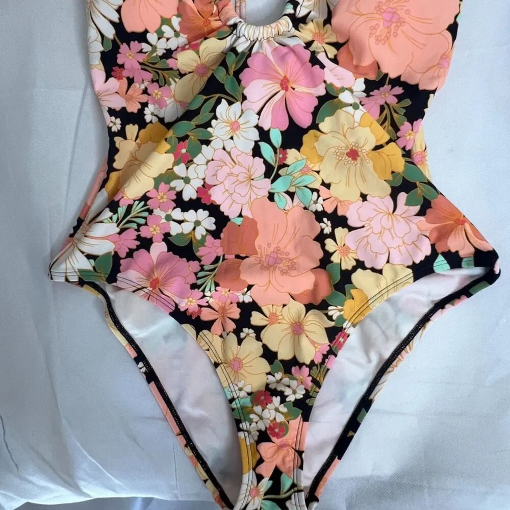 Shade‎ & Shore NWT One Piece Floral Swimsuit Tie Neck & Back Size S(4-6) - Picture 5 of 13